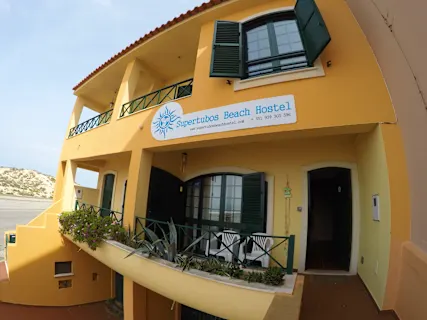 Supertubos Beach Hostel